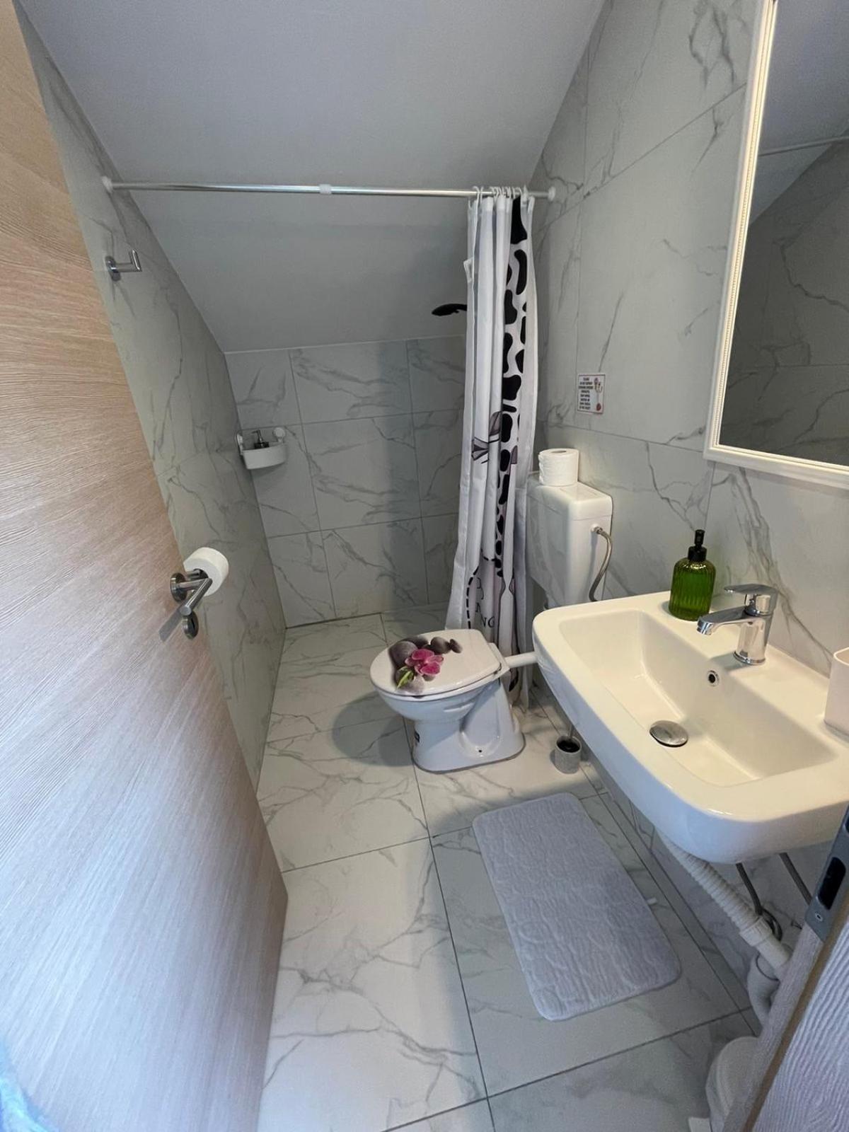 L&G Rooms Любляна Екстериор снимка
